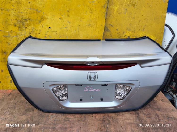 Крышка багажника Хонда Инспаер в Железногорск-Илимском 652201
